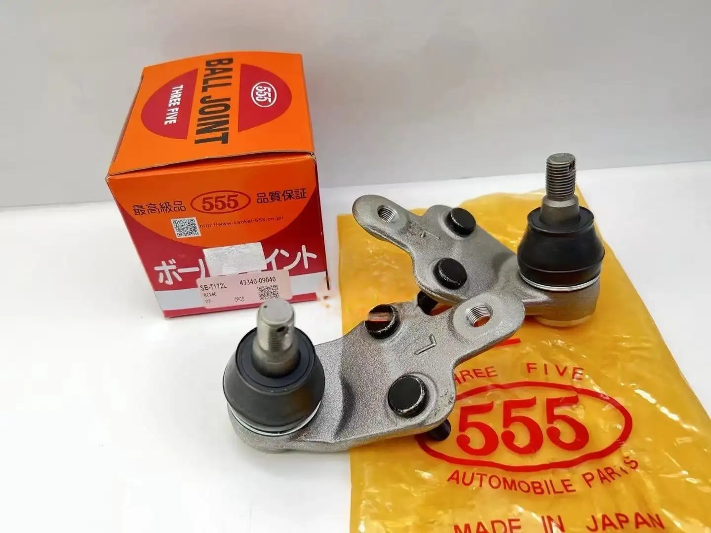 555 SB-T1723 43340-09040 BALL JOINT